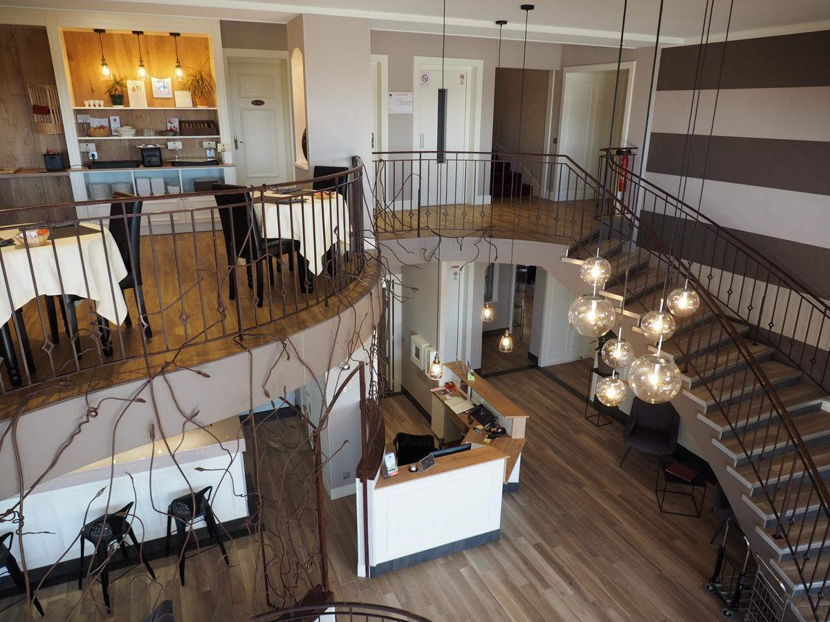 Domaine Du Revermont - Logis Hotel Passenans Eksteriør billede